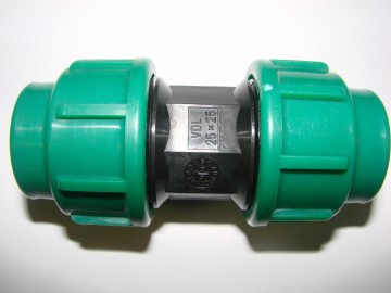 PE rechte verbinder 25 mm   L7.30.025