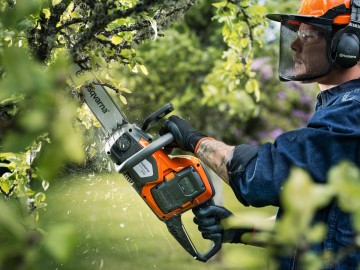 215i chainsaw aktie2 0