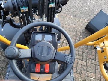 Eurotrac w11 m 2025 fl 8