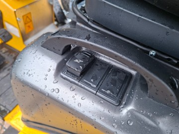 Eurotrac w11 m model 2026 19