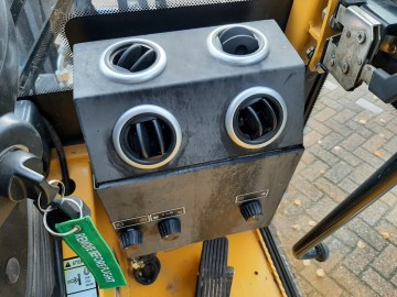 Eurotrac w12 cf xl 2020 650u 11