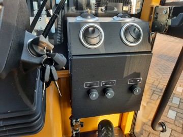 Eurotrac w12 cms 2026 13