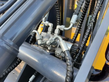 Eurotrac w12 s 2025 10