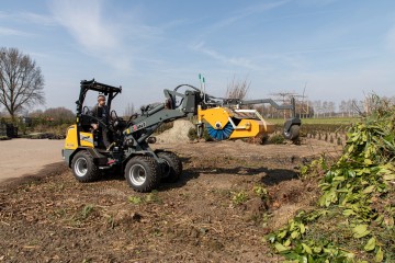 G2300hdx trasweeper1