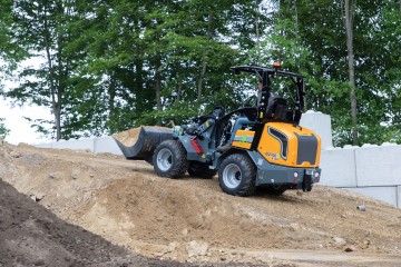 G2700ex tragrading bucket1