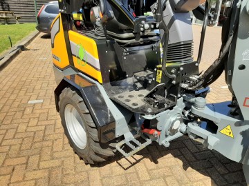 Giant g2200e bj2023 3