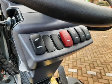 Giant g220e 2022 16 0