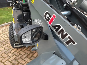 Giant g220e 2022 9 0