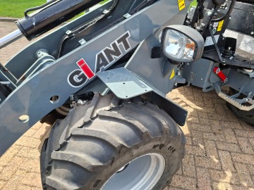 Giant g2500 x tra hd 2026 155u 10