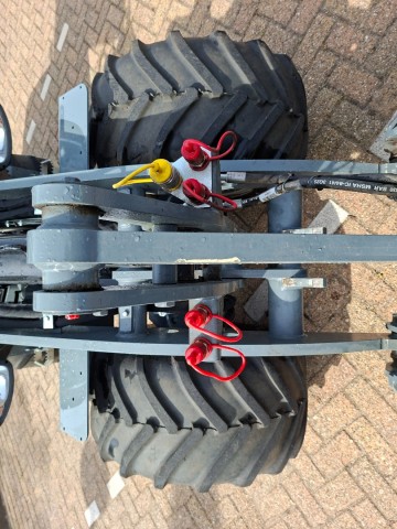 Giant g2500 x tra hd 2026 155u 3