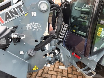 Giant g2700 hd tele 9