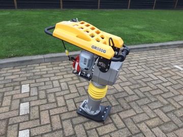 Giant gr580g stamper 1