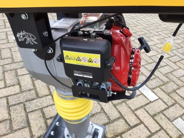 Giant gr580g stamper 10