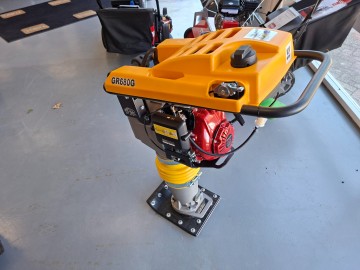 Giant gr680g stamper 3