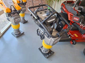 Giant gr740e stamper 2