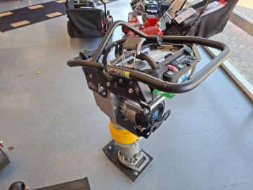 Giant gr740e stamper 4