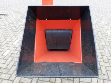 Hv 106 houtversnipperaar 11