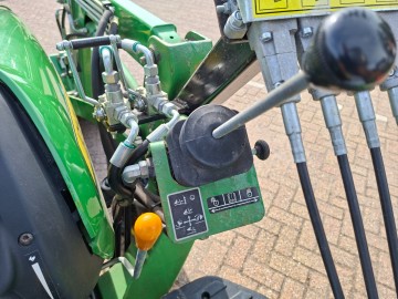 John deere 3036e trekker 15