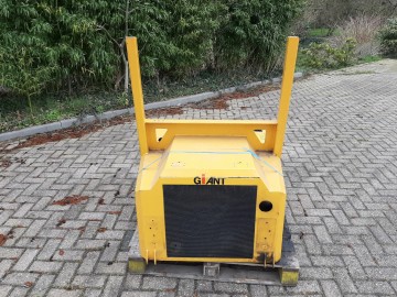 Motorkap giant v451 v361 2