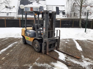 Shangli 30 heftruck 1