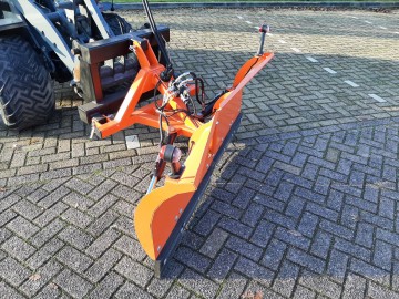 Sneeuwschuif v model giant 152m 3