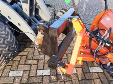 Sneeuwschuif v model giant 182m 6